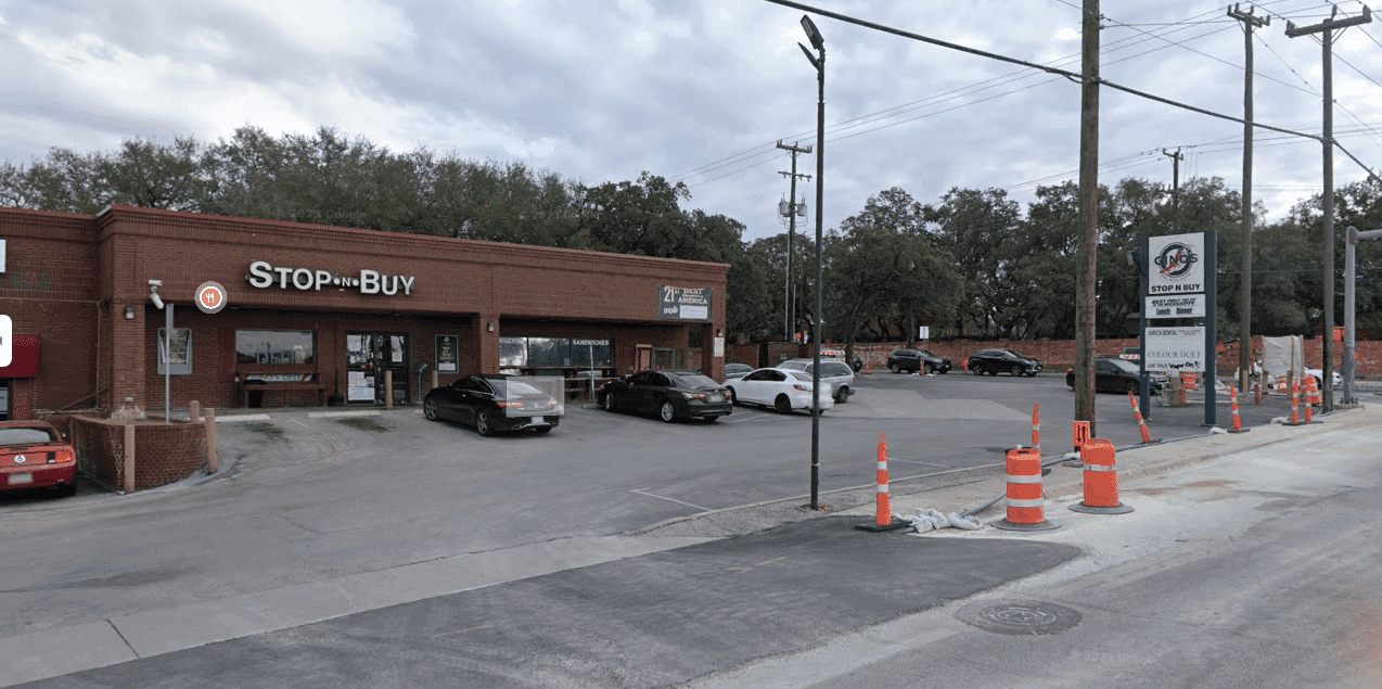  Ginos-Deli-Stop-N-Buy-in-san-antanio-parking