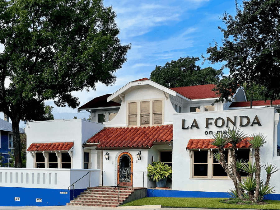 La Fonda on Main frount View